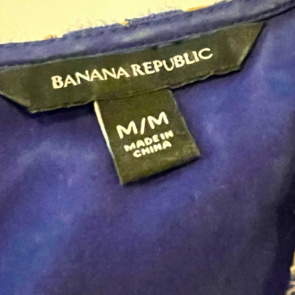 Banana Republic, sleeveless lace shell, Medium - Picture 5 of 5